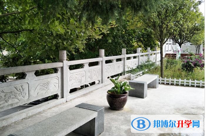 貴州開陽第四中學(xué)2018年招生計(jì)劃