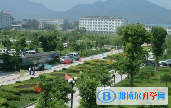安吉上墅私立高級(jí)中學(xué)2020年學(xué)費(fèi)、收費(fèi)多少