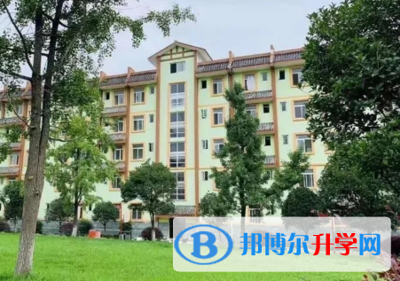 都江堰市領(lǐng)川實(shí)驗(yàn)學(xué)校怎么樣、好不好