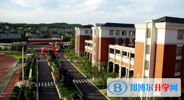 2023年杭州外國語學(xué)校劍橋高中課程體系