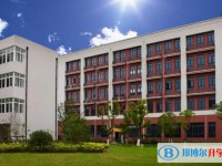 上海工商職業(yè)技術(shù)學(xué)院高中部招生簡(jiǎn)章2025年