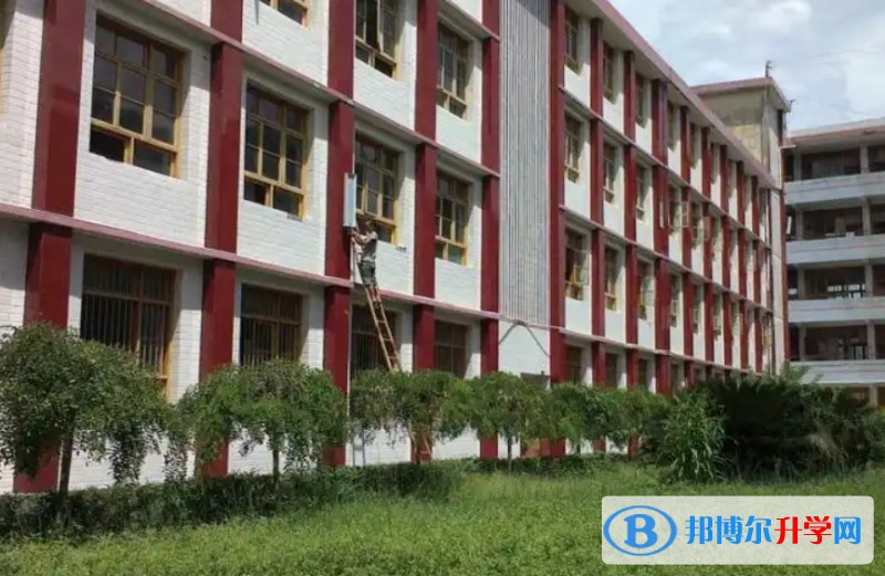 四川省廣元市元壩中學(xué)地址，乘車路線