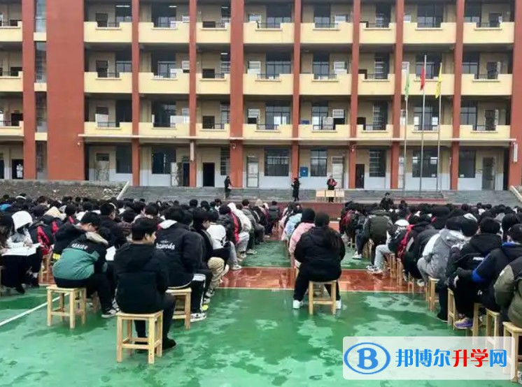 2025四川旺蒼五峰中學招生計劃 招生人數是多少(附要求、條件、對象)